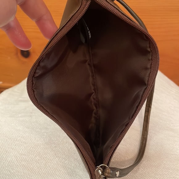 New! 10-piece make-up/brushes set with sharpener and zippered case - Picture 12 of 12